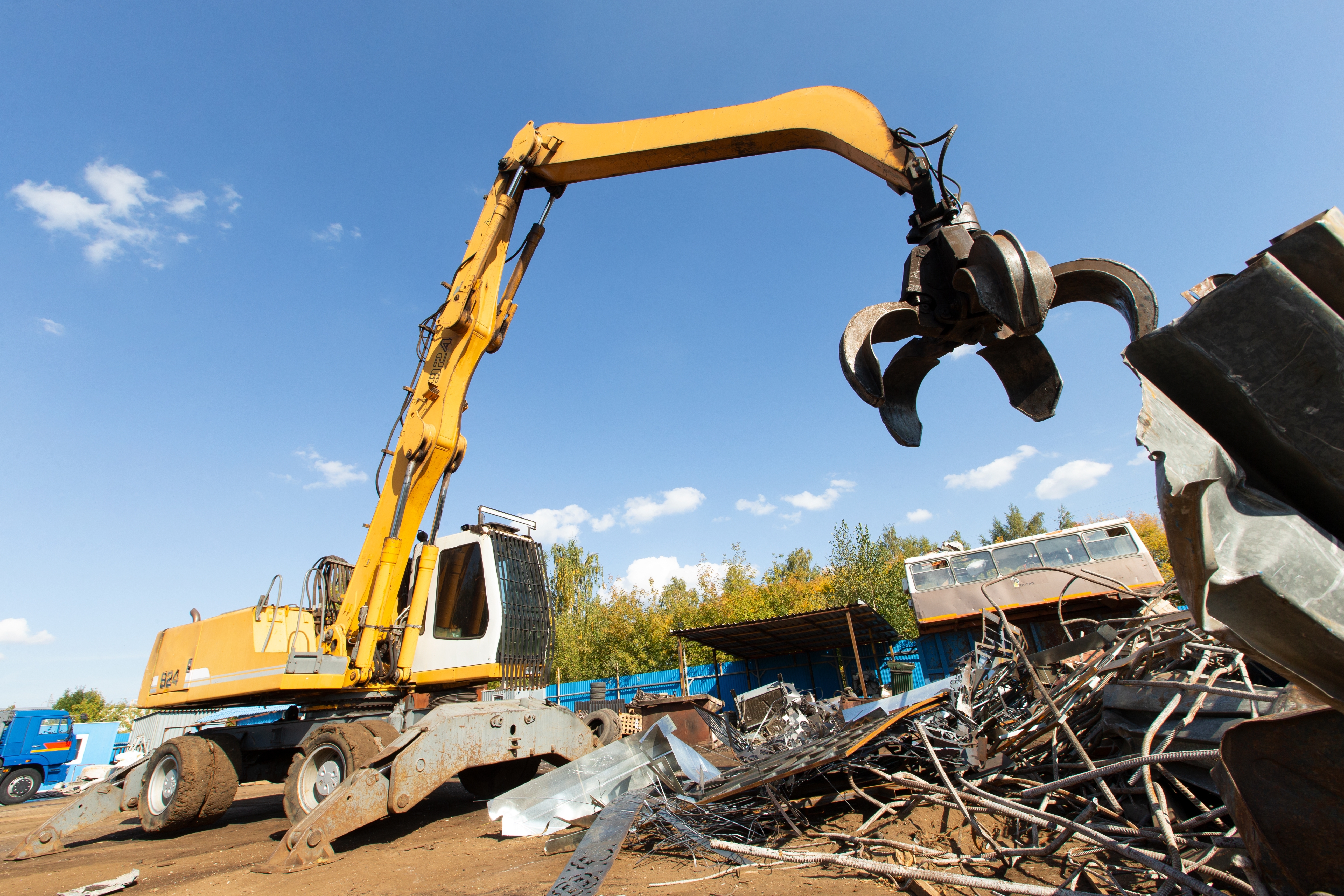 excavator scrap metal